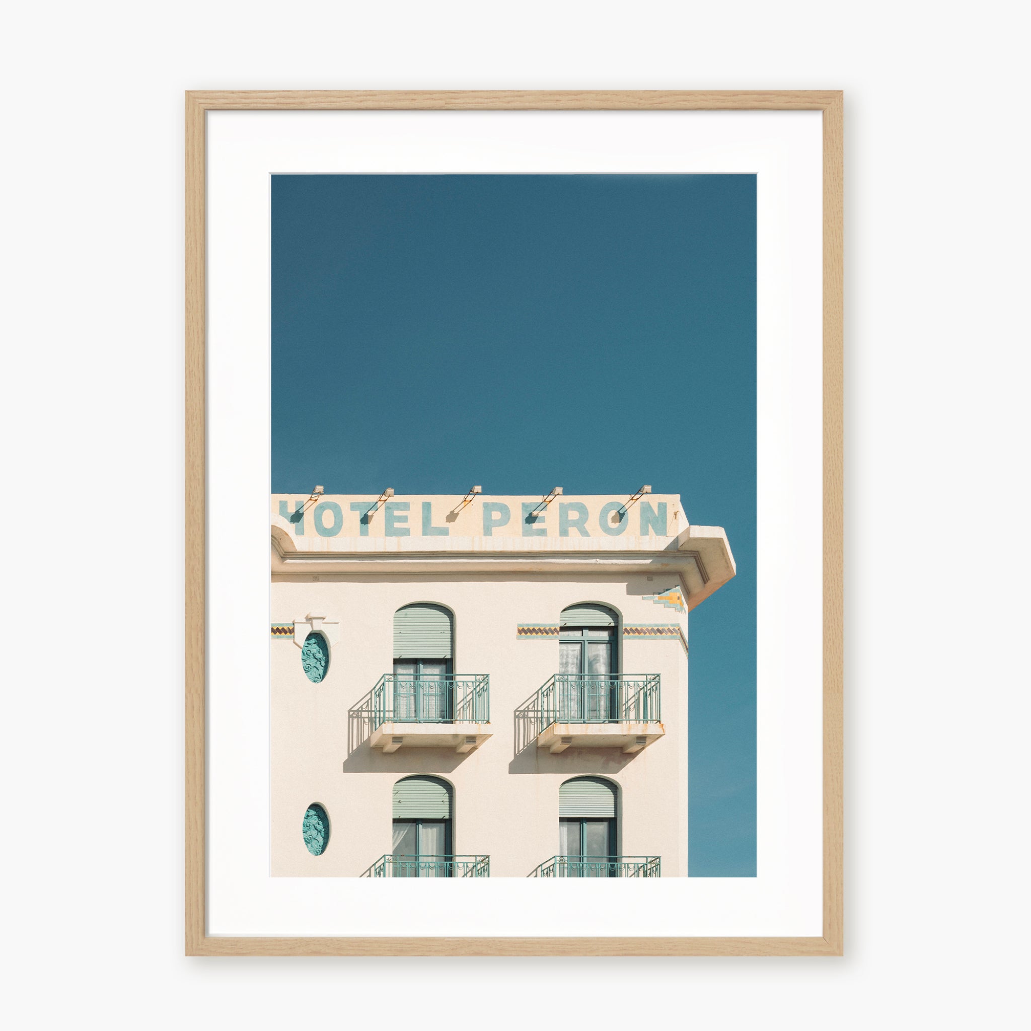 HOTEL PERON