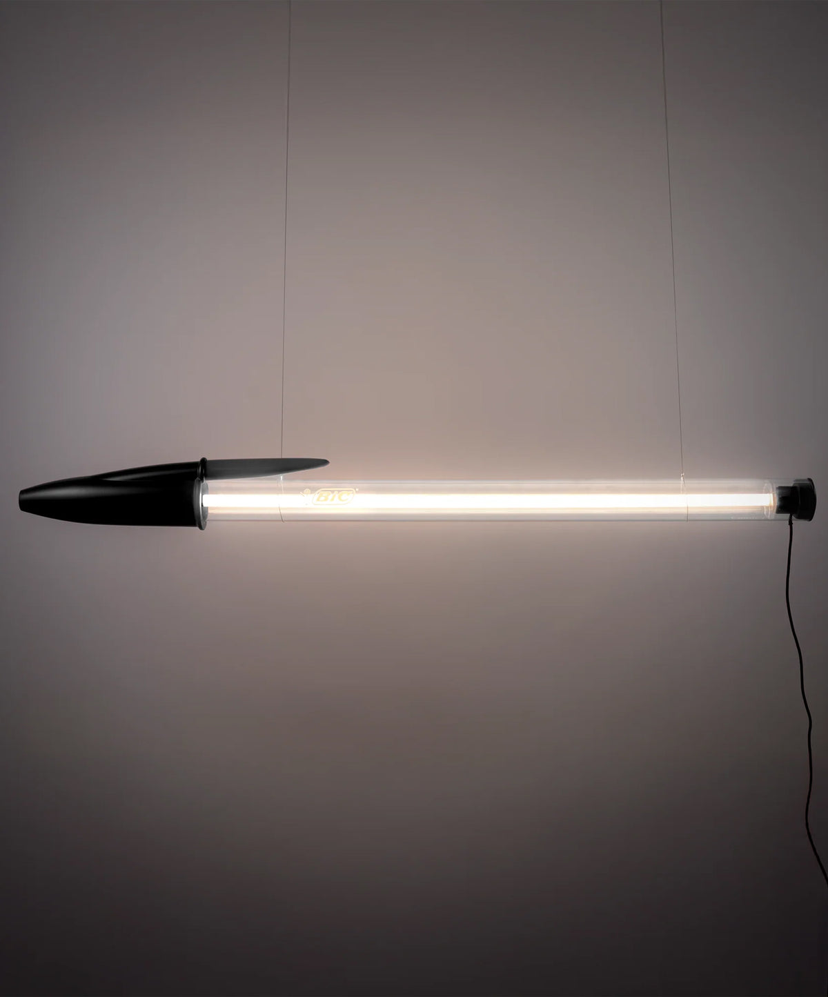 BIC LAMP - BLACK