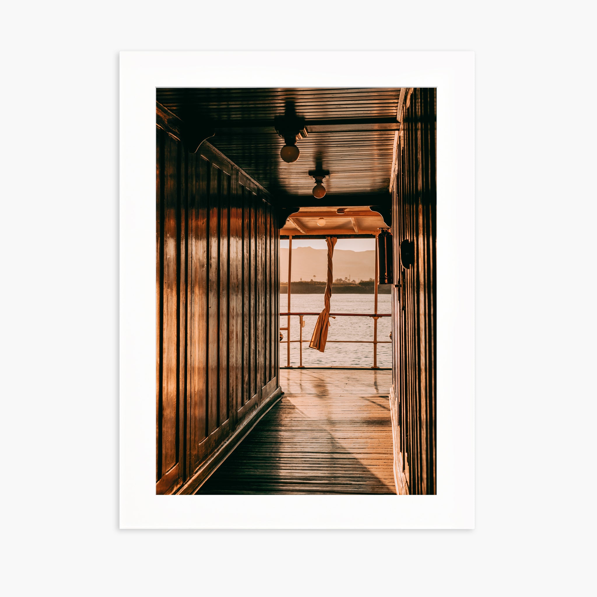 THE BOAT CORRIDOR