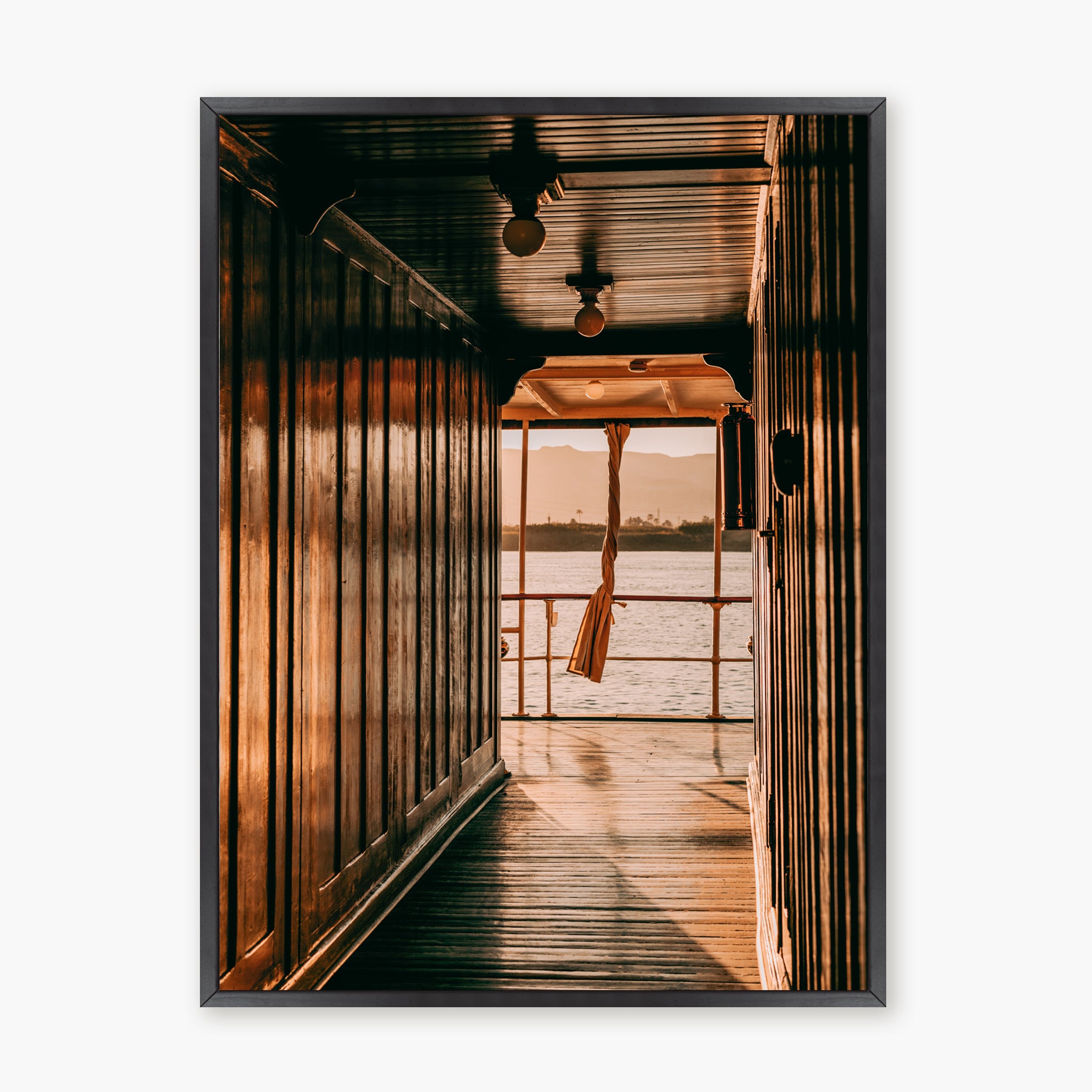 THE BOAT CORRIDOR