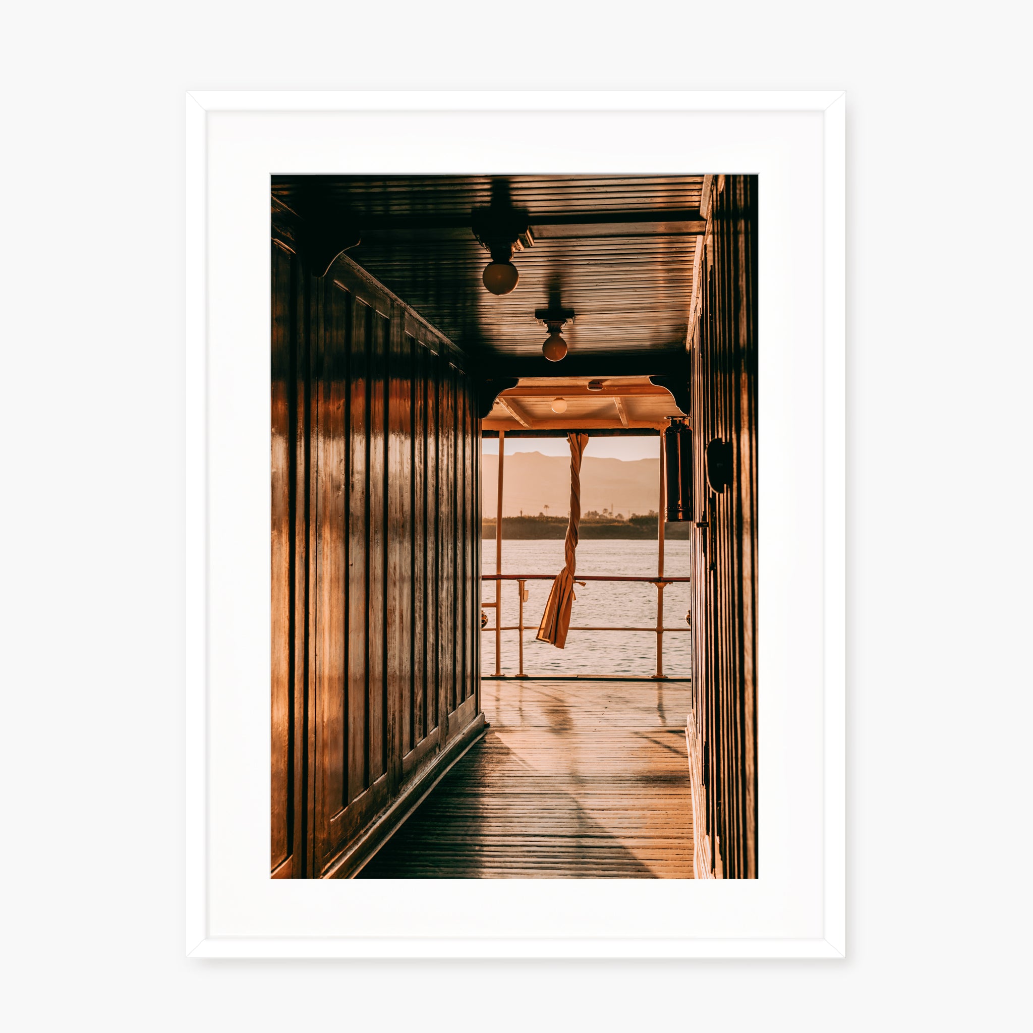 THE BOAT CORRIDOR
