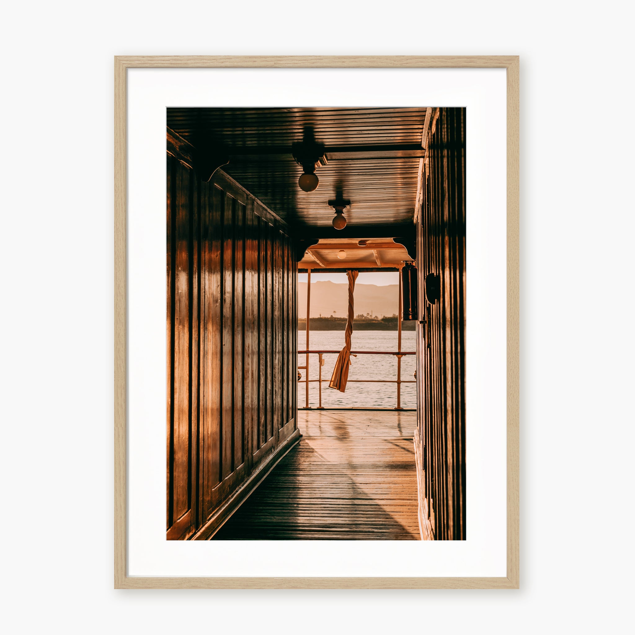 THE BOAT CORRIDOR