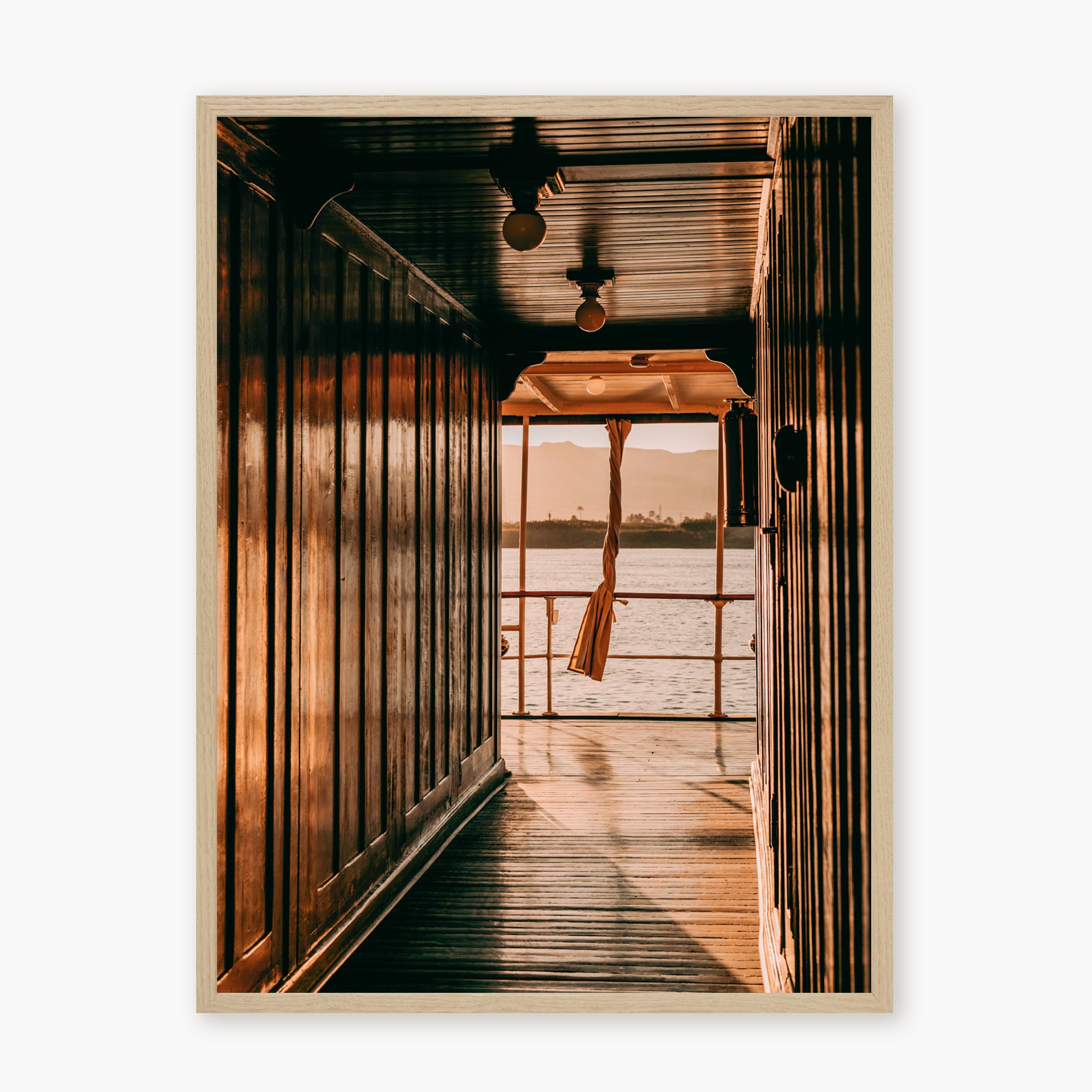THE BOAT CORRIDOR