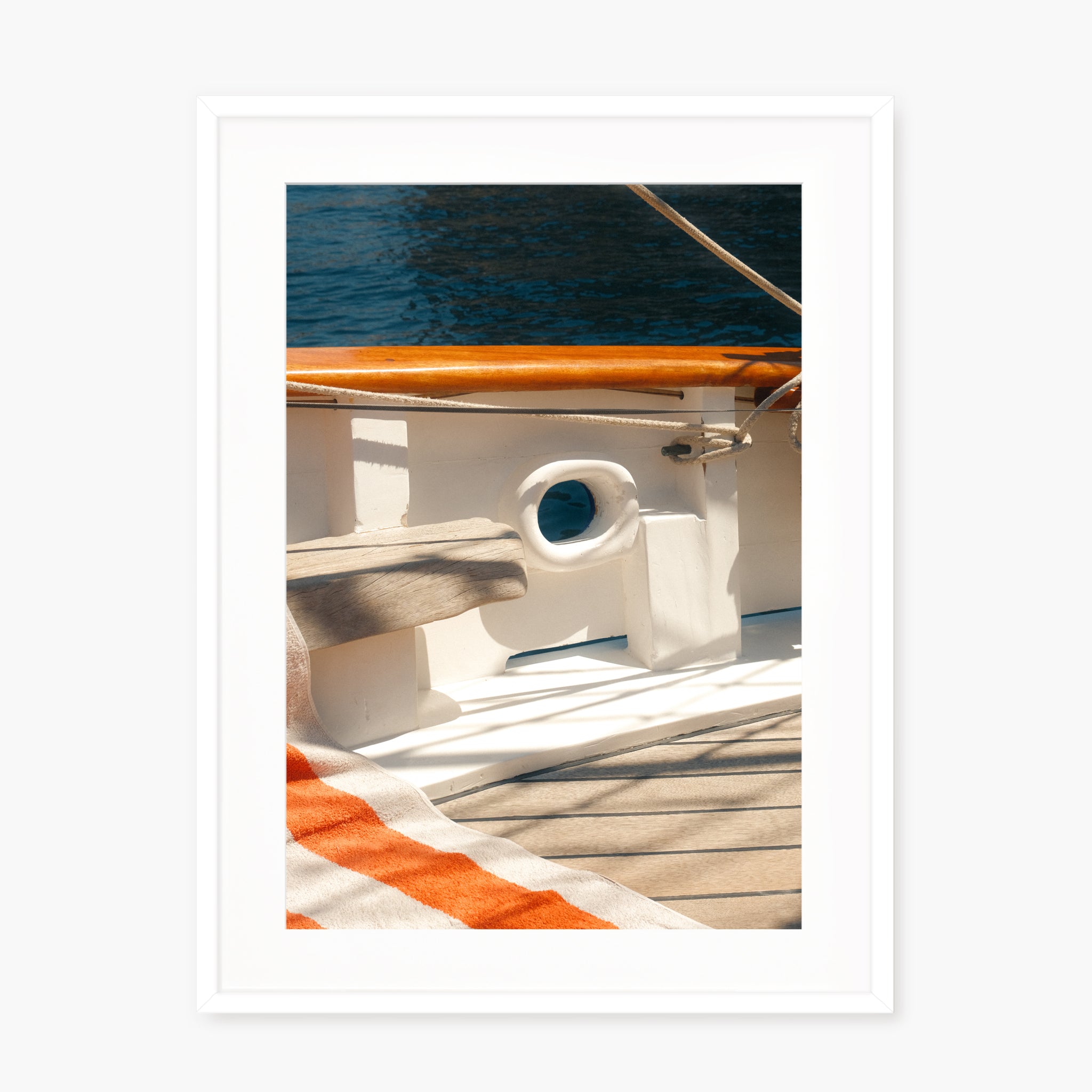ECHAPPEE EN MER
