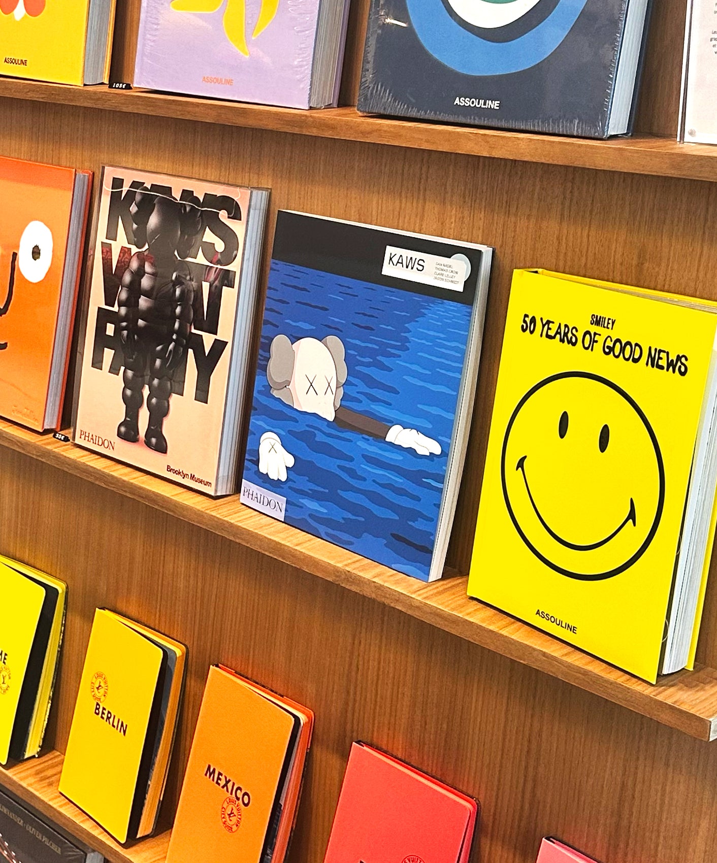 SMILEY : 50 YEARS OF GOOD NEWS