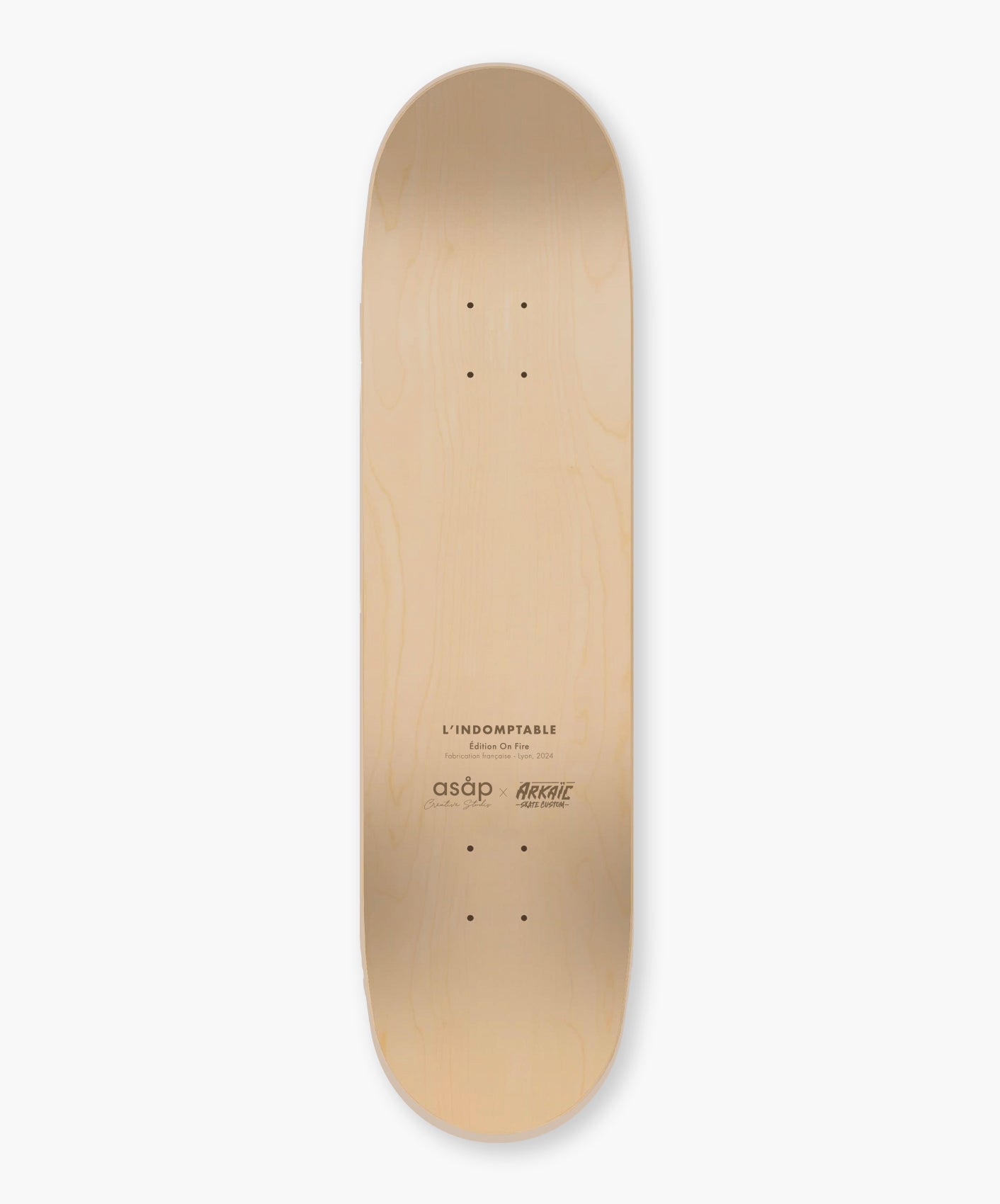 SKATEBOARD - ON FIRE